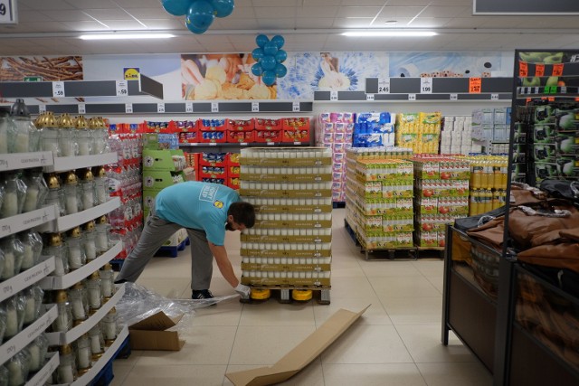 Podwyżki płac w Lidlu i Biedronce