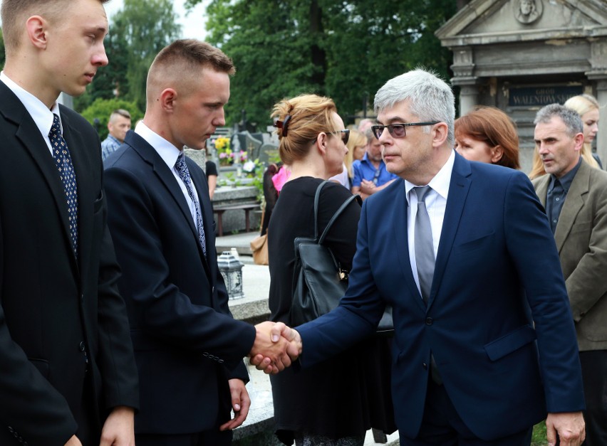 Sądeczanie i dziennikarze pożegnali redaktora Leszka Horwatha [ZDJĘCIA, WIDEO]