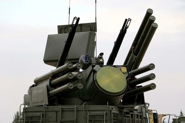 System obrony przeciwlotniczej przed jedną z posiadłości Putina w obwodzie moskiewskim.