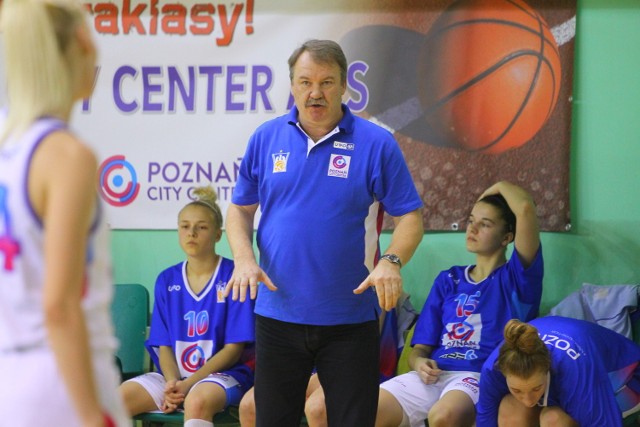 Trener Ryszard Barański wie, że rozgrywki w I lidze koszykarek wkraczają w decydującą fazę