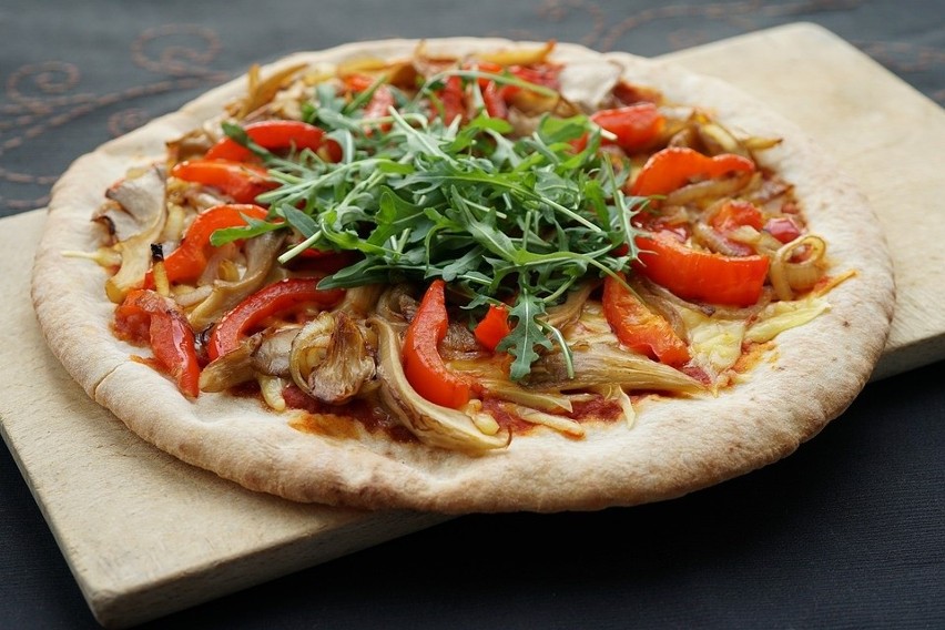 Włosi rzadko przekraczają liczbę 3 składników na pizzy....