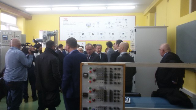 W Instytucie Elektroenergetyki i Sterowania Układów Wydziału Elektrycznego Politechniki Śląskiej otwarto laboratorium patronackie ZPEU