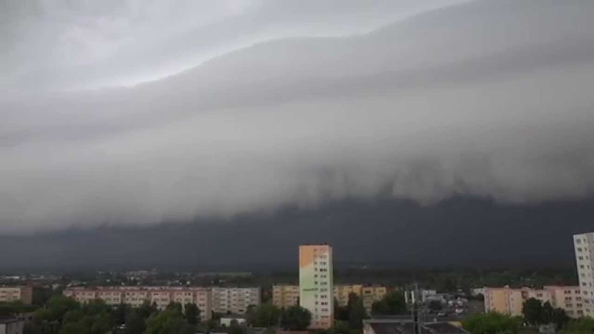 Niż Oriana, to chłodny front atmosferyczny, który został tak...