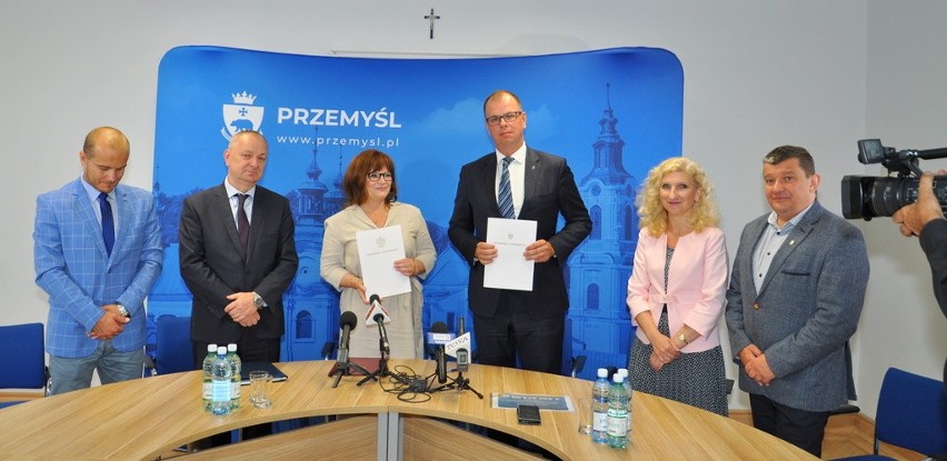 Umowę o dofinansowanie remontu ul. Bielskiego w Przemyślu z...
