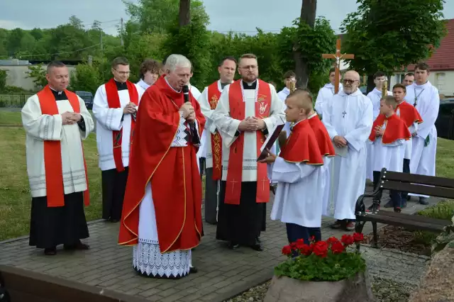 Parafia Niepokalanego Poczęcia Najświętszej Maryi Panny w Nowej Wsi Lęborskiej powstała w 1974 r. i obchodzi jubileusz.