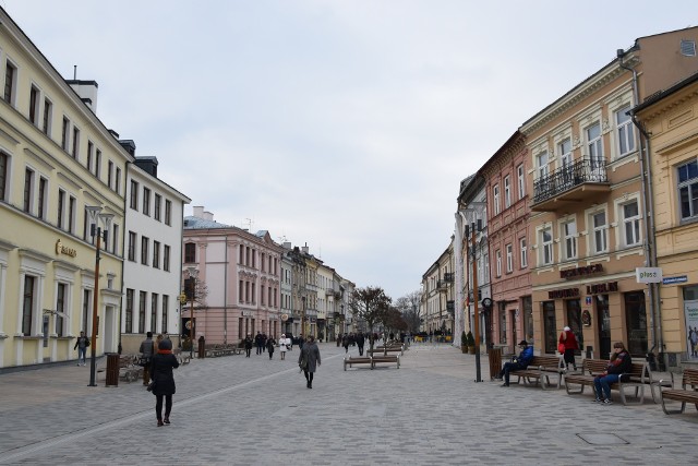 Zadaszona miałaby być ta część deptaka: od Świętoduskiej do Staszica. Powstałaby atrakcyjna, całoroczna promenada 