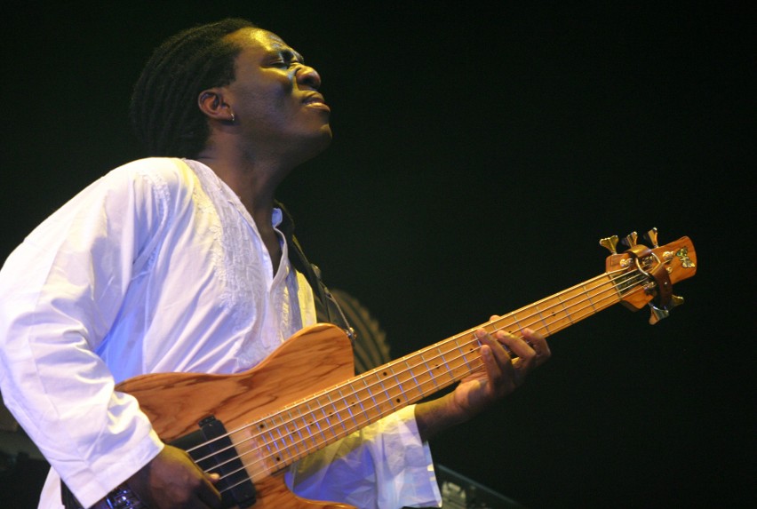 Richard Bona to kameruński multiinstrumentalista, basista,...