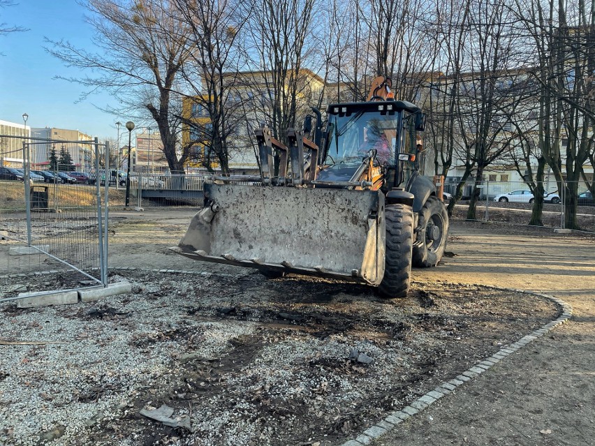 Trwa rewitalizację Parku Wiosny Ludów w Gorzowie. warta...