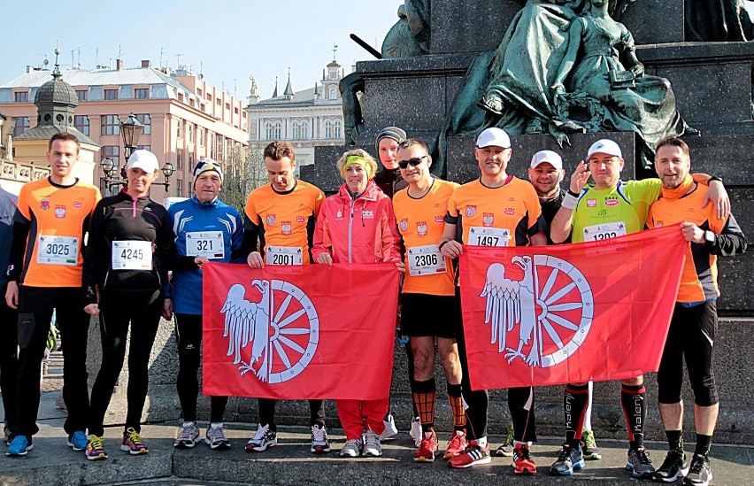 Cracovia Maraton 2015. Pobiegło aż 6,5 tys. osób [ZDJĘCIA]