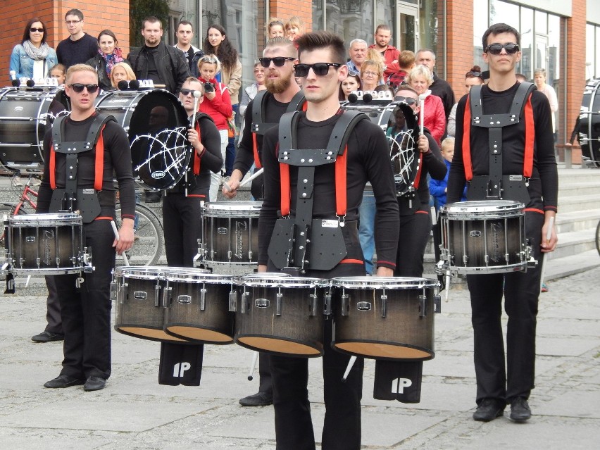 Pokazy Drum Spirit, belgijskiego zespołu marszowego zobaczą...