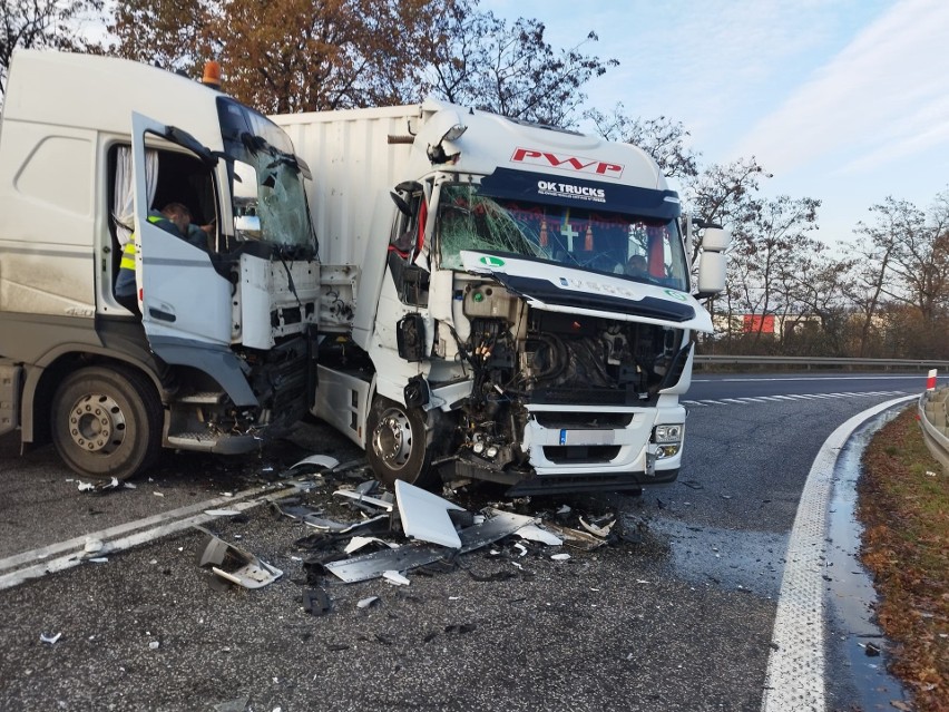 Wypadek na autostradzie A4 28.11.2022