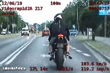 Policyjny pościg ulicami Nowej Soli. Motocyklista pędził ponad 110 km/h. Teraz odpowie przed sądem. Zobacz zdjęcia i wideo