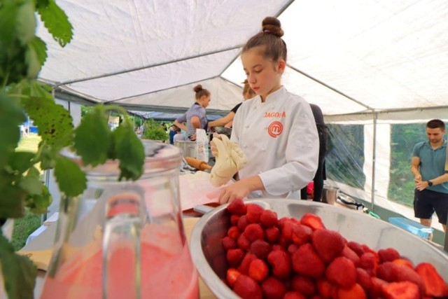 Festyn będzie okazją do promocji "Smaków Powiatu" - pierwszej kulinarnej publikacji Powiatu Inowrocławskiego. Jest to zbiór sprawdzonych przepisów powstałych dzięki uprzejmości i we współpracy z kołami gospodyń wiejskich z terenu Powiatu Inowrocławskiego oraz ze zwyciężczynią szóstej edycji telewizyjnego programu "MasterChef Junior" Jagodą Łaganowską