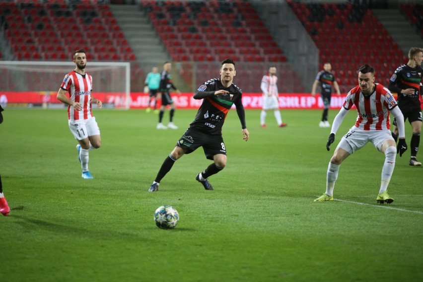 Totolotek Puchar Polski: GKS Tychy - Cracovia 1:2....