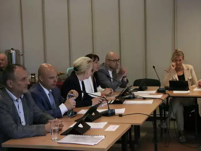 Pierwsza sesja Rady Gminy Damnica IX kadencji.