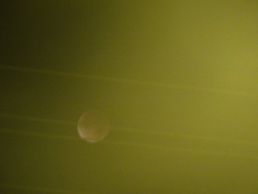 Krwawy księżyc ZDJĘCIA, WIDEO. Zaćmienie superksiężyca 2015