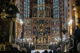 Kraków. Zostały zaledwie trzy tygodnie by oddać głos na bazylikę Mariacką! Tymczasem kolejna renowacja już trwa