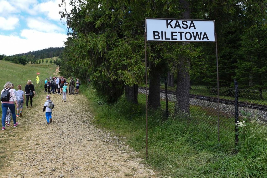 Zakopane: Turyści w szoku. Od teraz by wejść na Gubałówkę trzeba... kupić bilet!