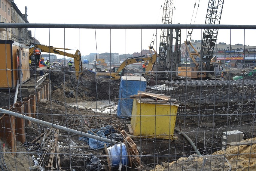 Jak powstawał tunel w Gliwicach. Archiwalne zdjęcia