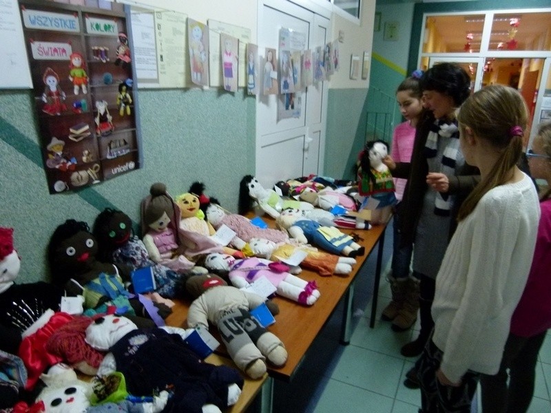 Łódzkie lalki pomogą dzieciom z Afryki