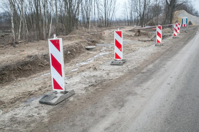 Budowy, przebudowy i rozbudowy (m.in. dróg i sieci kanalizacyjnych lub wodociągowych) - m.in. na to idą pieniądze z RPIS.