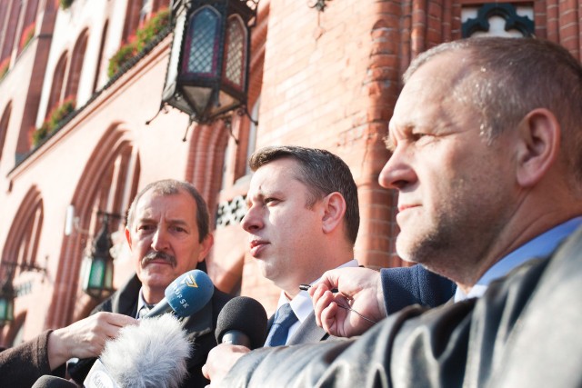 - Jestem pierwszym oficjalnym kandydatem na prezydenta Słupska - powiedziała na konferencji Robert Kujawski.