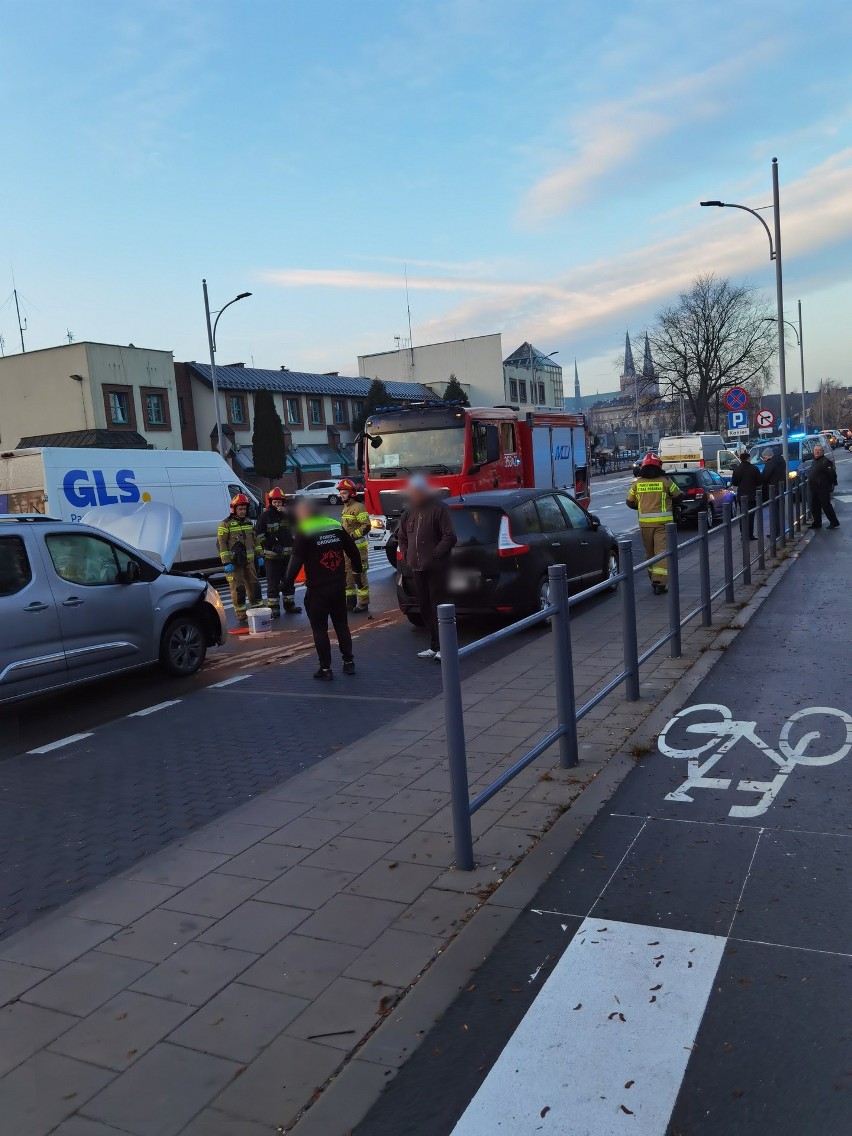 Wypadek w Częstochowie. Jedna osoba przewieziona do szpitala