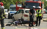 Wrocław: Wypadek na Kochanowskiego. Ranne dwie osoby jadące motorem (ZDJĘCIA)