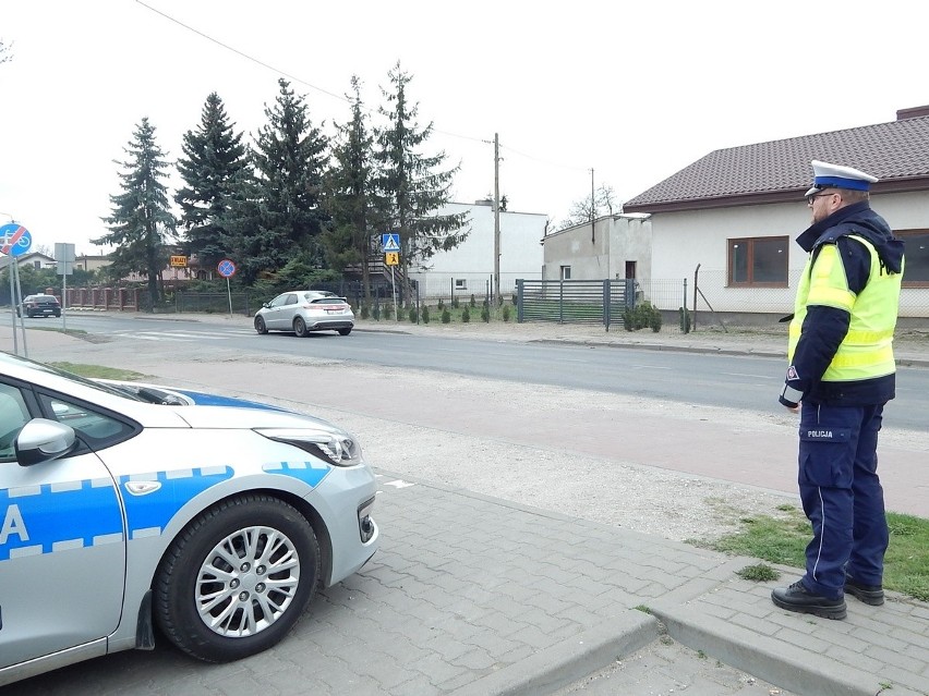 Zaganiani przed świętami, nie patrzymy, co się dzieje dokoła nas. A trzeba - radzą policjanci, którzy chronili pieszych