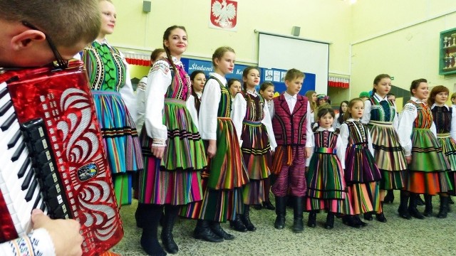 Tak wyglądało podsumowanie Roku Kolbergowskiego w Zespole Szkół Ogólnoksztalcących w Wolanowie.