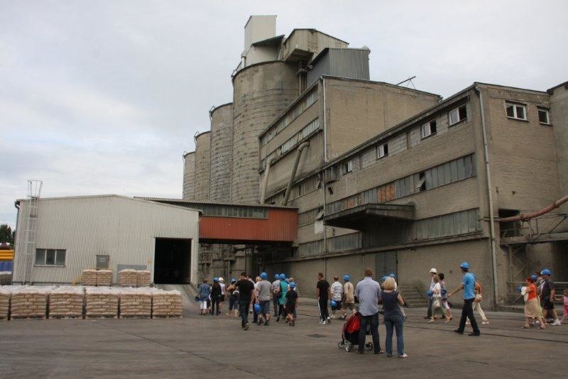 Opolanie oglądali Cementownie 'Odra' od środka.