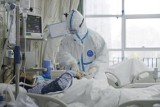Kraków. Szpitale są gotowe na przyjęcie pacjentów z koronawirusem. W aptekach klienci masowo wykupują maseczki