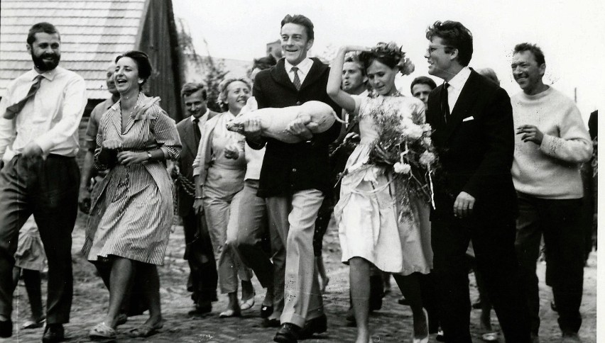 Sierpień 1960 rok. Zofia Czerwińska (pierwsza z lewej) na...