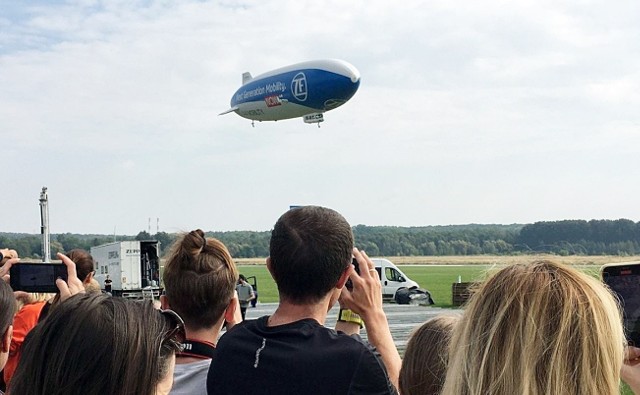 Sterowiec Zeppelin na lotnisku Muchowiec w Katowicach. Zobaczcie sterowiec na zdjęciach >>>