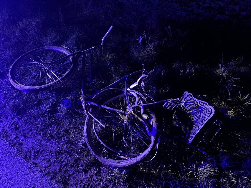 Wypadek w gminie Troszyn. Śmiertelne potrącenie rowerzysty pod Troszynem. 30.11.2020