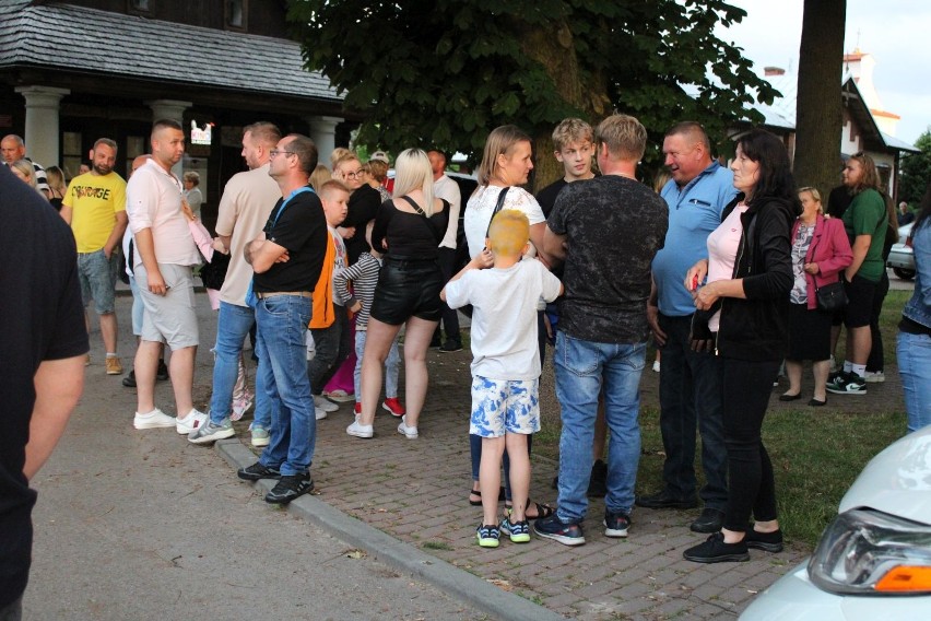 Tłumy na koncercie zespołu Piękni i Młodzi. Artyści zagrali  na imprezie "Muzyczny Miszmasz - koncerty w Solcu nad Wisłą". Zobacz zdjęcia