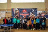 W Działoszycach odbył się Narodowy Dzień Tenisa Stołowego. Rywalizowali zawodnicy z województwa świętokrzyskiego. Zobacz zdjęcia