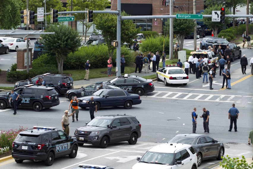 Strzelanina w USA. Uzbrojony napastnik zabił pięcioro dziennikarzy gazety „Capital Gazette” ukazującej się w Annapolis