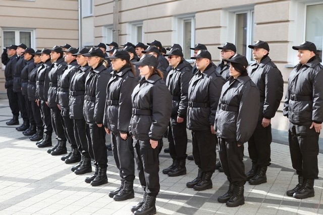 Wielkopolska policja z 37 nowymi funkcjonariuszami. Uroczyste ślubowanie w KWP Poznań