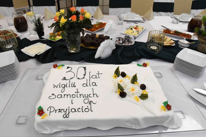 W restauracji "Wrzos" w Inowrocławiu odbyła się 30. "Wigilia...
