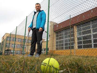 - Golf to sport dla każdego. Także dla tych, którzy unikają sportu - mówi ze śmiechem nauczyciel wychowania fizycznego Daniel Bury.