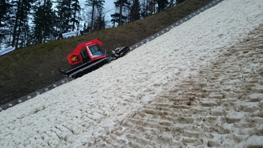 Puchar Świata w skokach Wisła. Prace na skoczni w Wiśle idę...