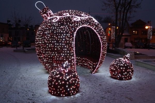 Iluminacja świąteczna w Koziegłowach już się świeci i...