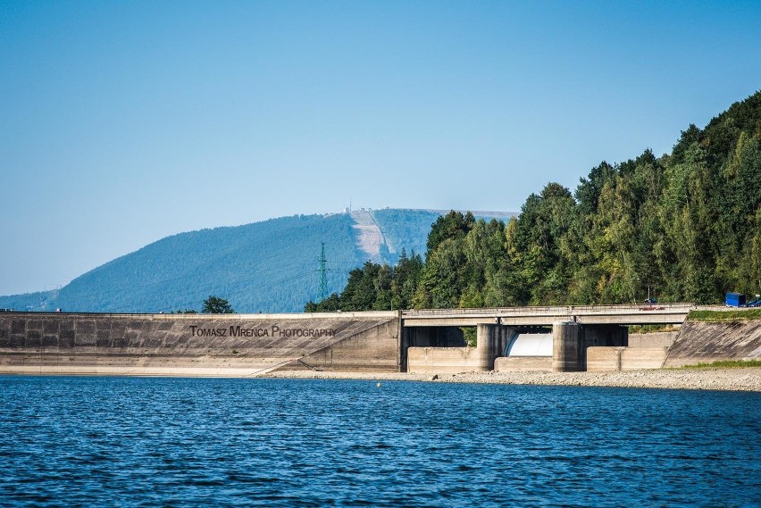 Jezioro Żywieckie - niespotykanie niski poziom wody