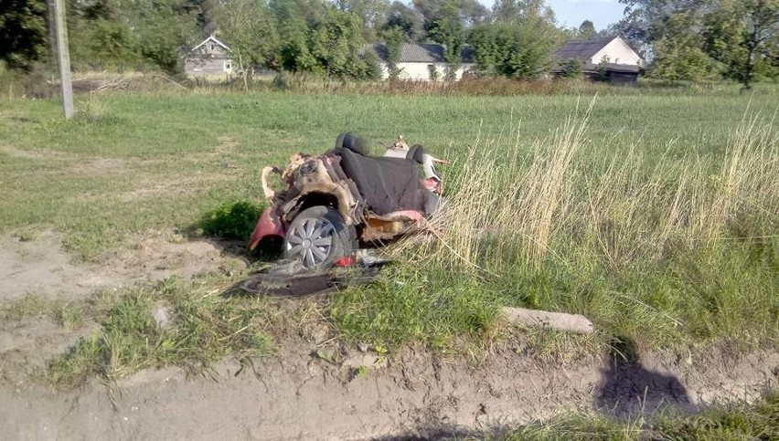 Kierująca volkswagenem z obrażeniami ciała została zabrana...