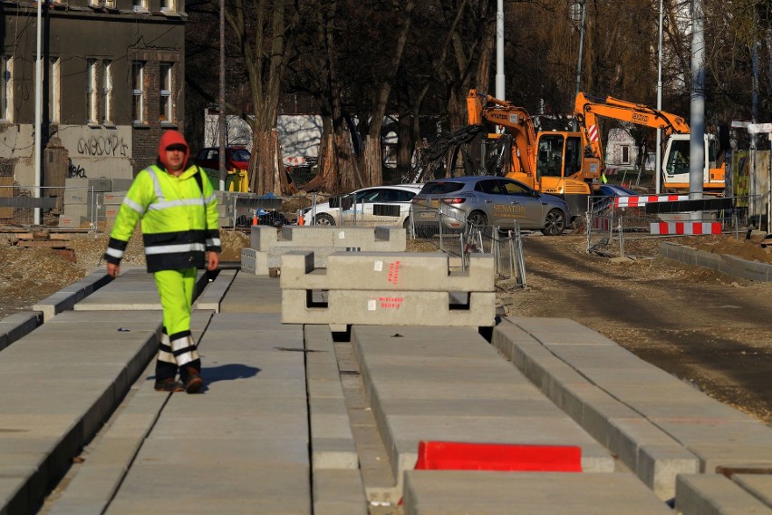 Hubska: Tak wygląda porzucona ulica w centrum. Co dalej? (ZDJĘCIA)