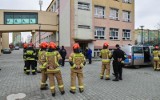 Uczeń rozpylił gaz pieprzowy w V LO w Bydgoszczy. Ewakuacja i trzy zastępy straży w akcji [zdjęcia]