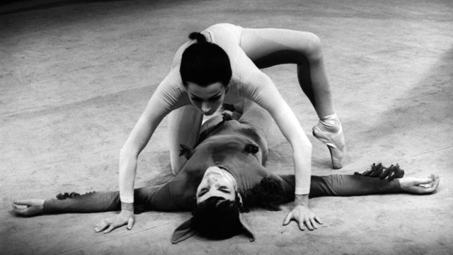 Alicja Boniuszko i Janusz Wojciechowski w balecie "Tytania i Osioł", Opera Bałtycka, 1967 r.