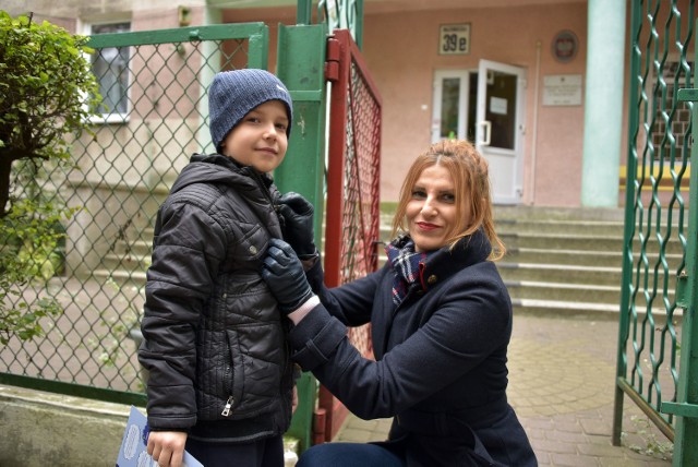 Beata Pieniążek nie wiedziała o planowanych inwestycjach na placu zabaw przy przedszkolu.