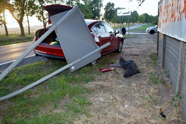 W piątek miejscowości Zajączkowo, doszło do kolizji dwóch samochodów osobowych. Mazdy i Golfa. Kierowcy nie doznali poważniejszych obrażeń.